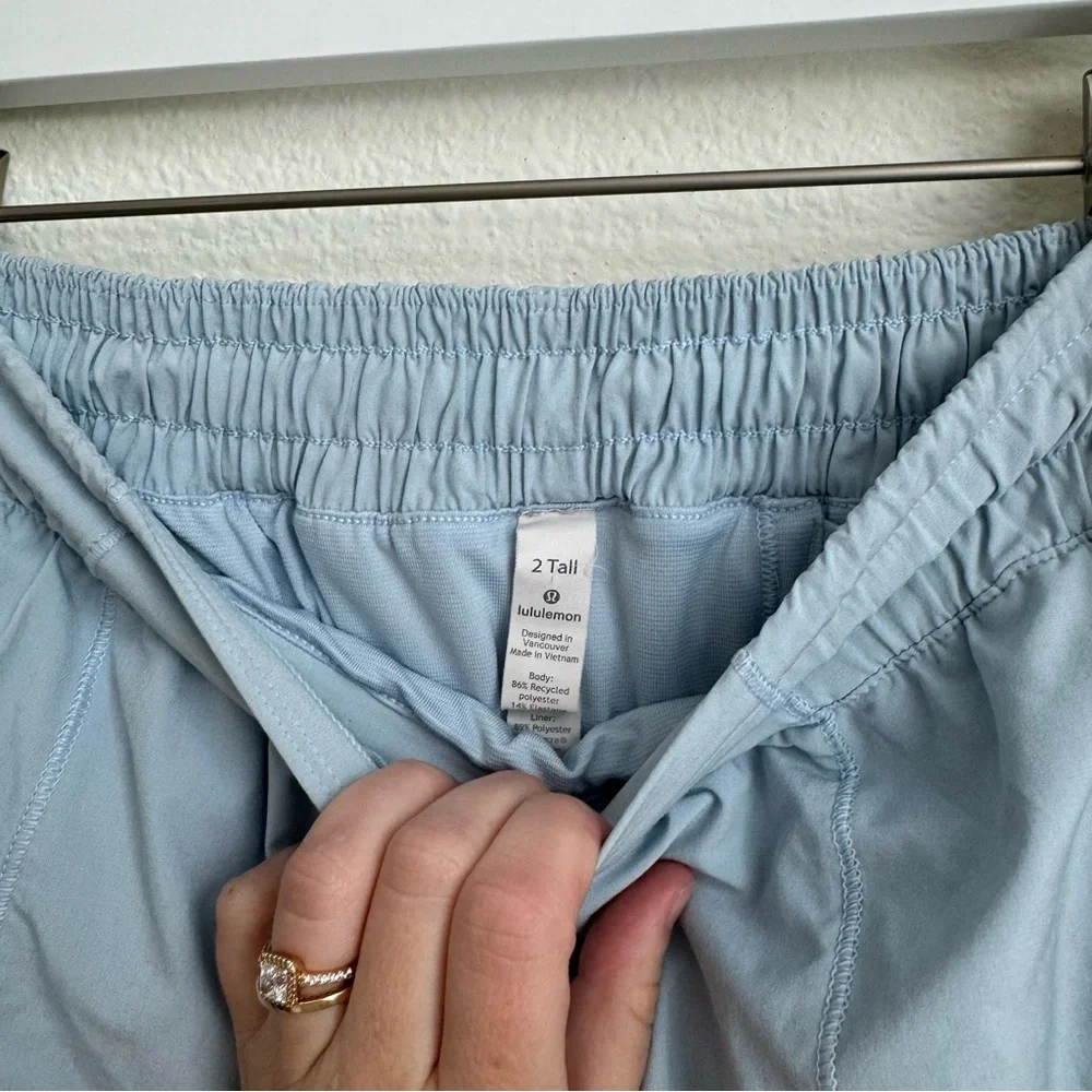 Lululemon• Tall Hotty Hot Short / Blue Linen - Picture 4 of 4